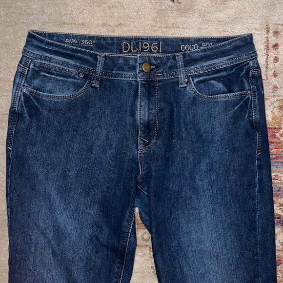 WOMENS DL1961 COCO CURVY STRAIGHT JEANS SIZE 29 - Picture 7 of 7